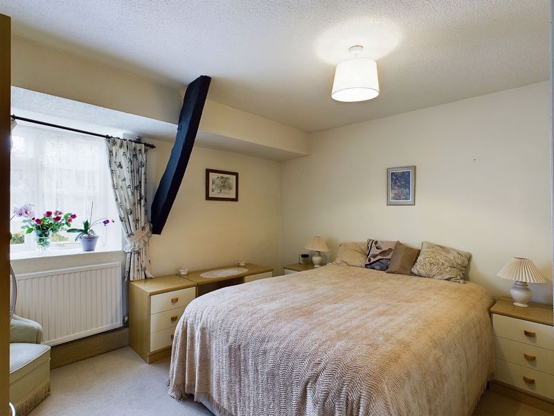 3 bed house for sale in Higher Street, Merriott  - Property Image 5