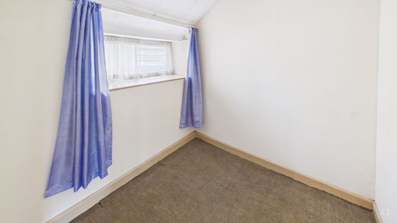 3 bed cottage for sale in Knapp, Merriott 5