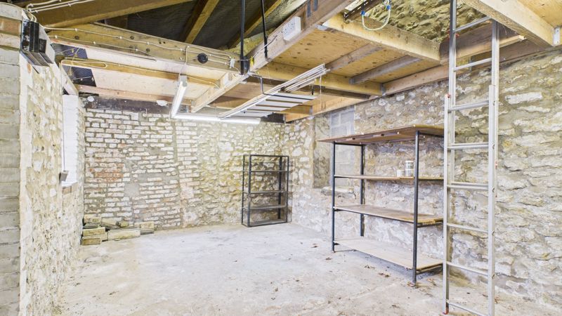 3 bed cottage for sale in Knapp, Merriott 6