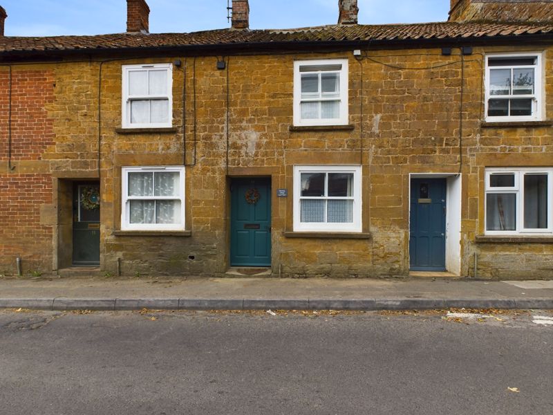 1 bed cottage to rent in Palmer Street, South Petherton 1
