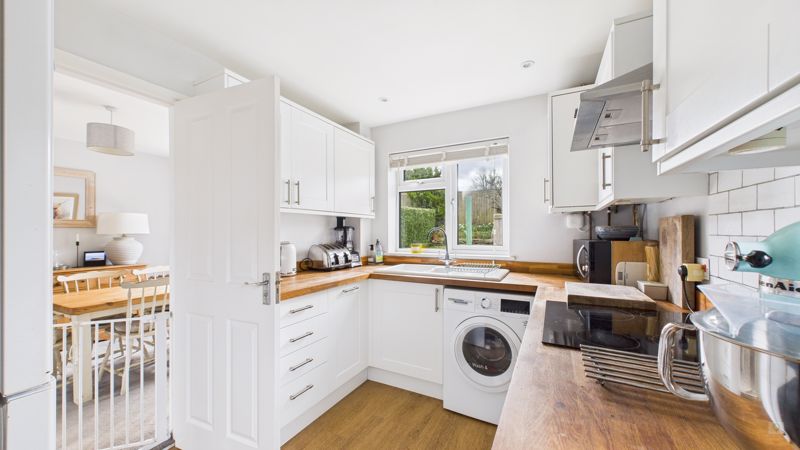 3 bed house for sale in Hill View Close, West Chinnock 8