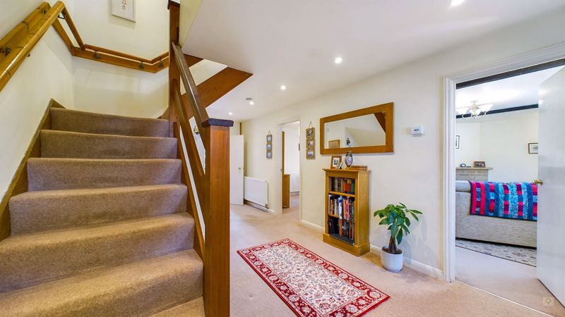 4 bed cottage for sale in Lower Street, Merriott  - Property Image 2