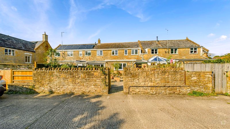 4 bed cottage for sale in Lower Street, Merriott  - Property Image 9