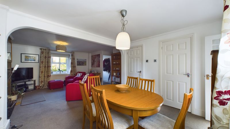 3 bed house to rent in Castle Street, Stoke-Sub-Hamdon  - Property Image 3