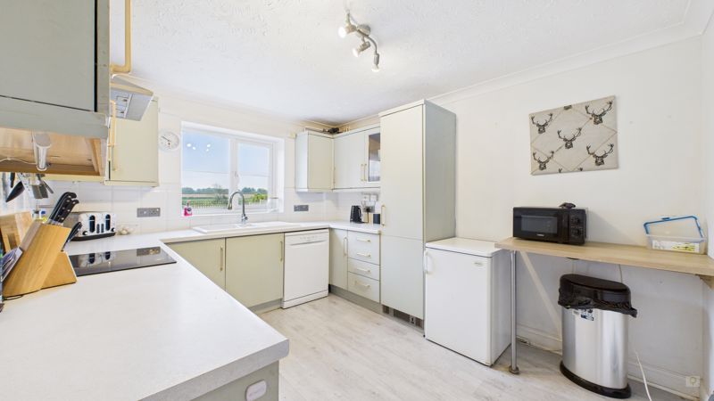 4 bed house for sale in Lampreys Lane, South Petherton 10