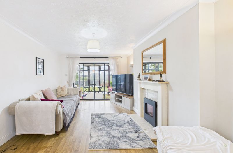 4 bed house for sale in Lampreys Lane, South Petherton 1