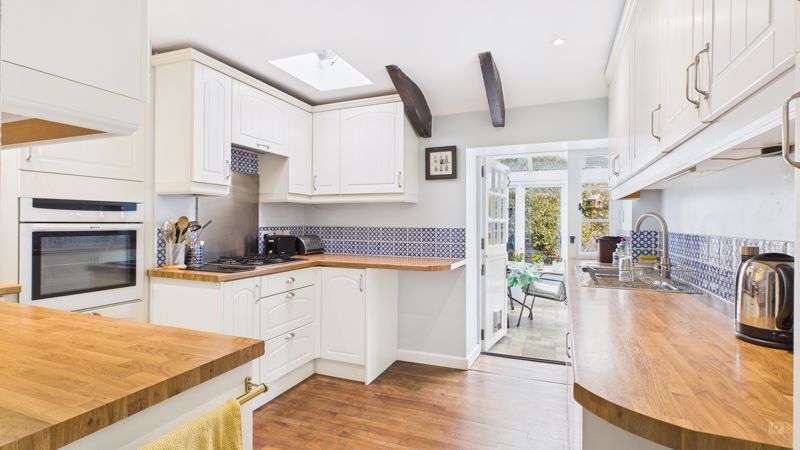 3 bed house for sale in St. Elizabeth's Way, South Petherton 1