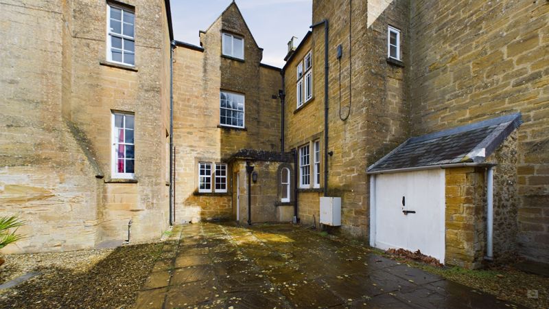 4 bed house to rent in Dorchester Road, Yeovil  - Property Image 33