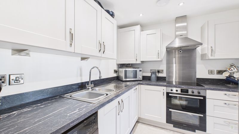 2 bed barn for sale in Yeabridge Court, Yeabridge 2