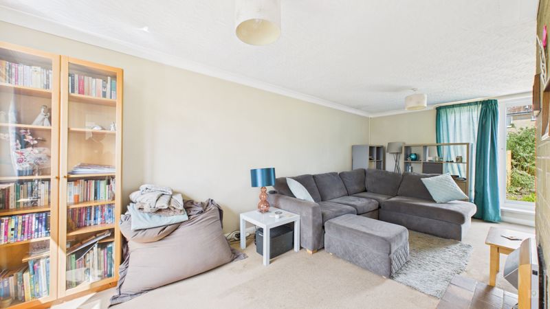 3 bed house for sale in Hamdon Close, Stoke sub Hamdon 3