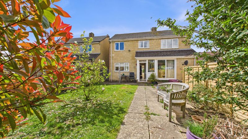 3 bed house for sale in Hamdon Close, Stoke sub Hamdon, TA14