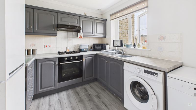 3 bed house for sale in Ivel Gardens, Ilchester 1