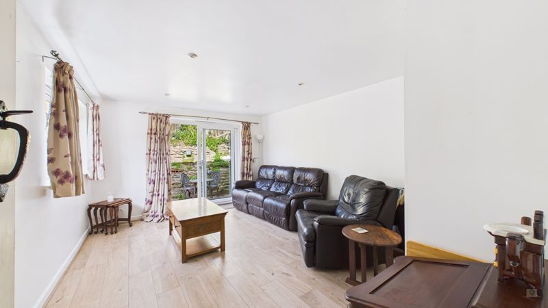 3 bed cottage for sale in Higher Street, Norton-Sub-Hamdon  - Property Image 5