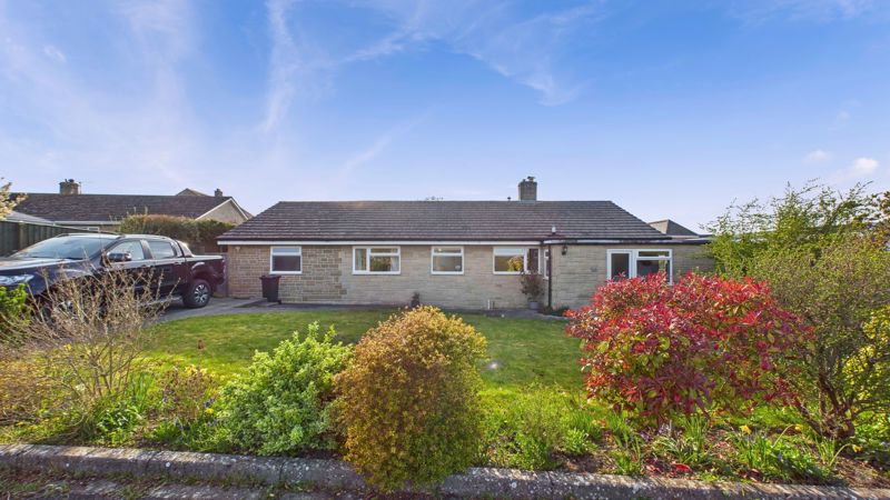 3 bed bungalow for sale in St. Osmund Close, Yetminster 8