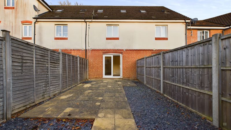 3 bed for sale in Tristram Close, Yeovil  - Property Image 8