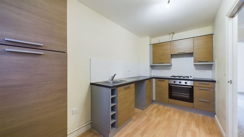 3 bed for sale in Tristram Close, Yeovil  - Property Image 3