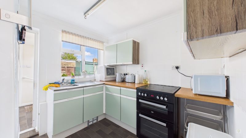 1 bed bungalow for sale in Summer Shard, South Petherton  - Property Image 4