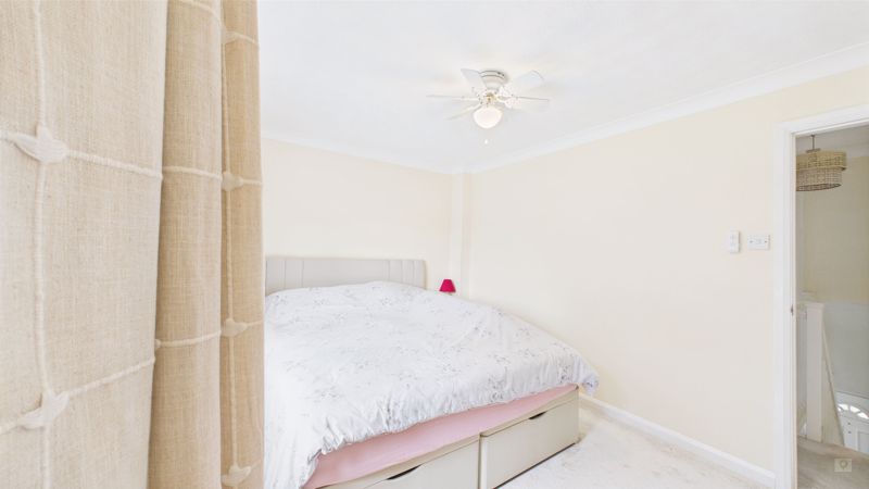 2 bed house for sale in Summerhouse View, Yeovil  - Property Image 9