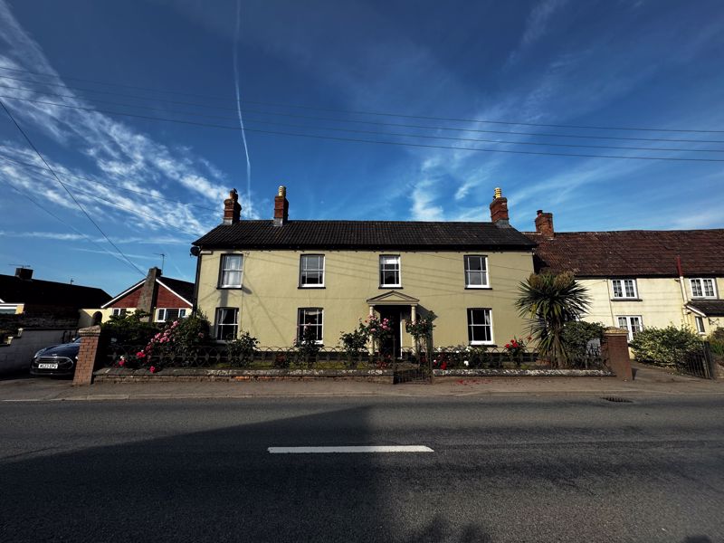 4 bed house for sale in Fore Street, Westonzoyland 8