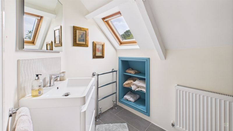 4 bed cottage for sale in Palmer Street, South Petherton 21