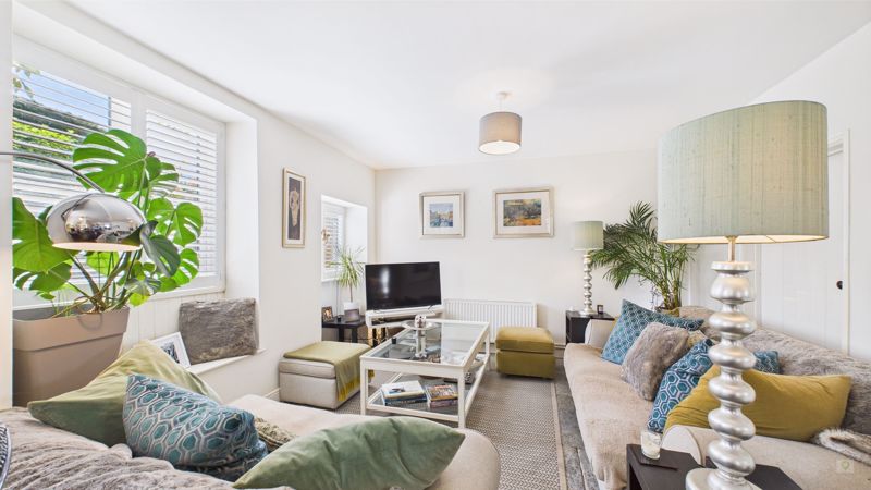 4 bed cottage for sale in Palmer Street, South Petherton  - Property Image 2