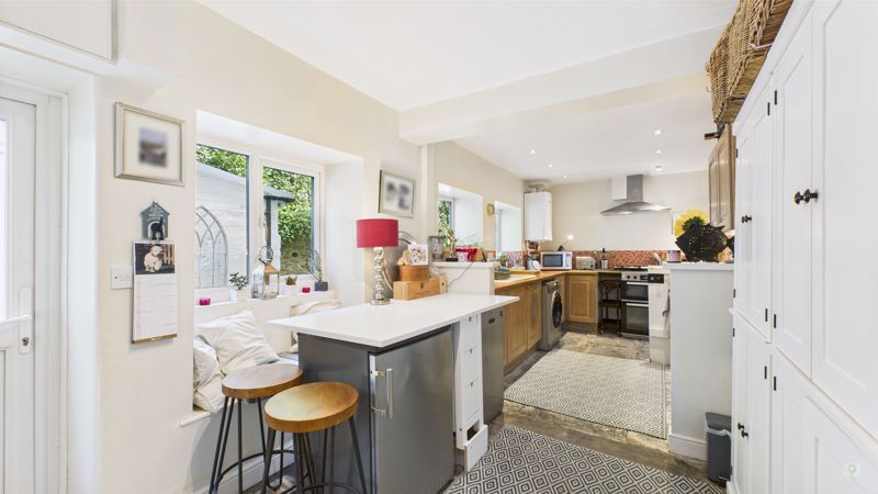 4 bed cottage for sale in Palmer Street, South Petherton 4