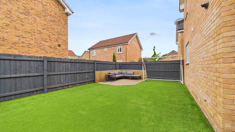 4 bed house to rent in Falcon Road, Yeovil  - Property Image 8