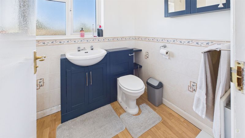 3 bed house to rent in Combe Park, Yeovil  - Property Image 6