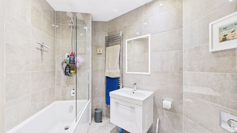 2 bed for sale in Shepherd Court, Yeovil 15
