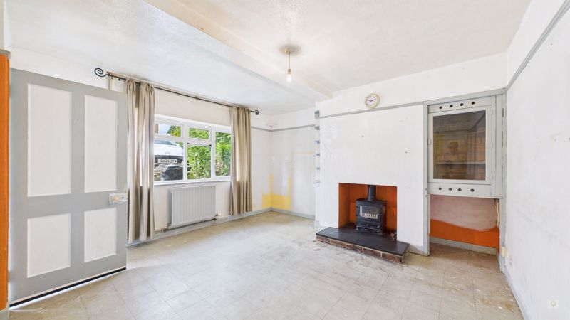 3 bed house for sale in Hyde Road, Montacute  - Property Image 2