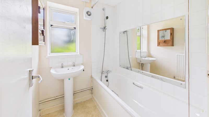 3 bed house for sale in Hyde Road, Montacute  - Property Image 12