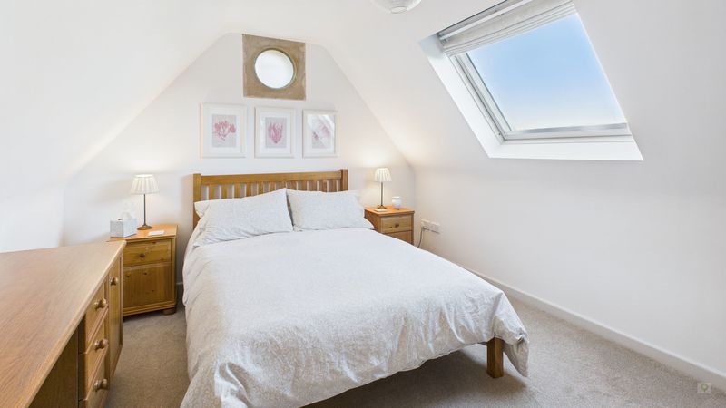 3 bed bungalow for sale in Hawthorn Hill, East Lambrook  - Property Image 8