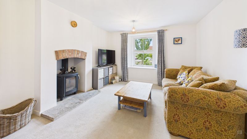 3 bed house to rent in Silver Street, Martock  - Property Image 3