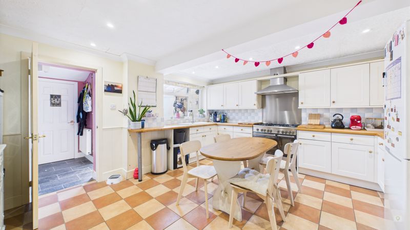 3 bed house for sale in Pitway, South Petherton 2