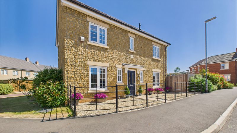 4 bed house for sale in Morley Road, Stoke-Sub-Hamdon, TA14