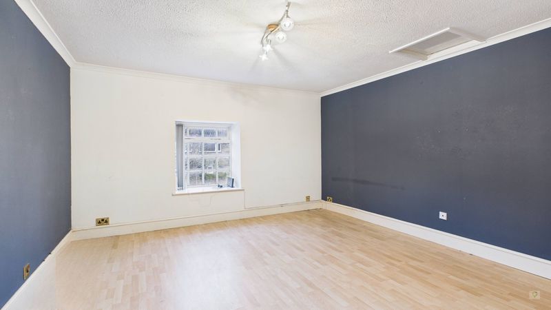 1 bed for sale in St. James Street, South Petherton 3