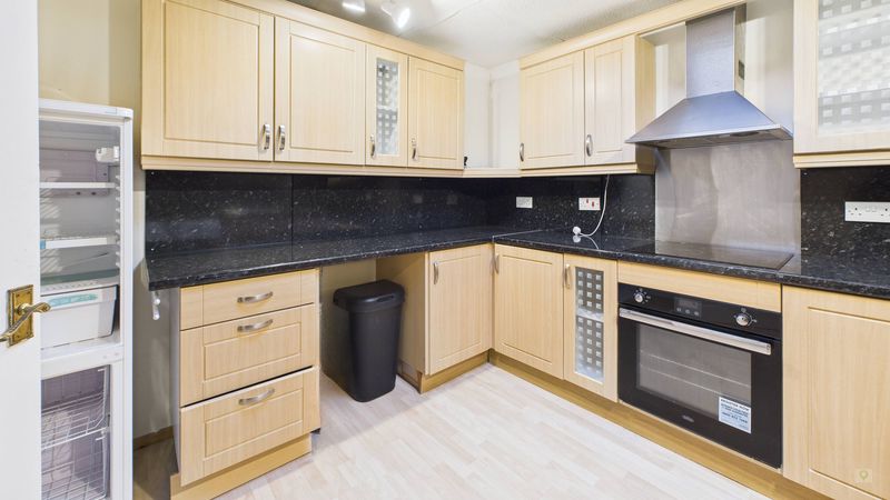 1 bed for sale in St. James Street, South Petherton 9