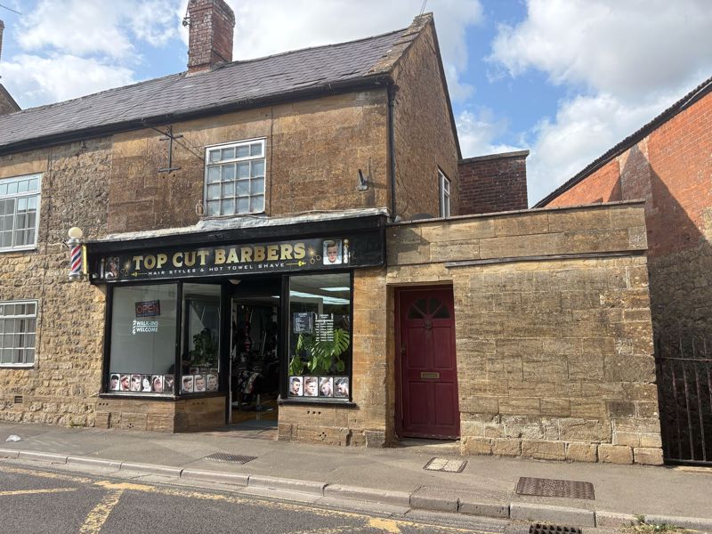 1 bed for sale in St. James Street, South Petherton, TA13