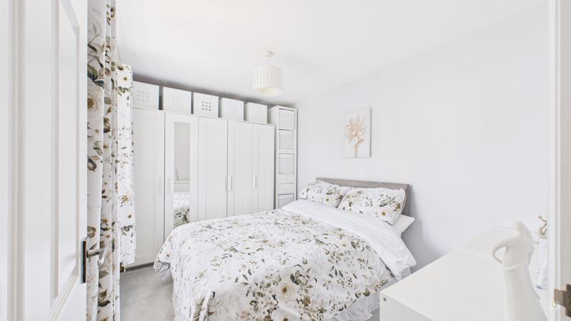 3 bed house for sale in Monarch Road, Crewkerne 4