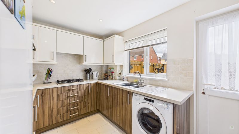 3 bed house for sale in Monarch Road, Crewkerne  - Property Image 12