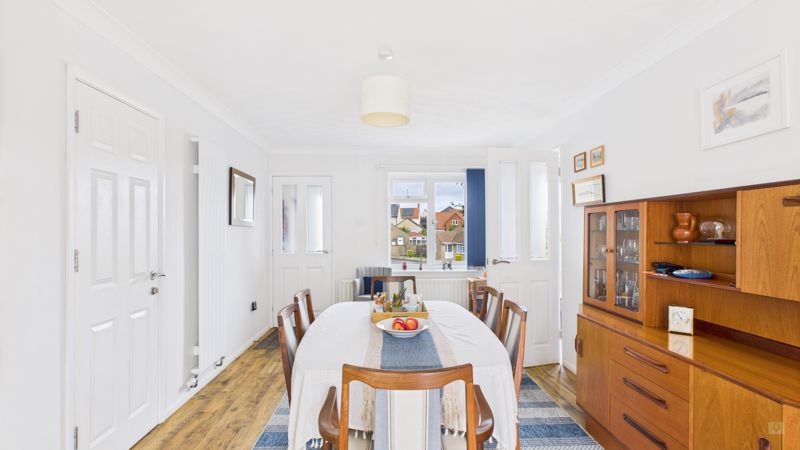 3 bed house for sale in Sycamore Drive, Crewkerne 3