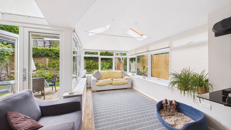 3 bed house for sale in Sycamore Drive, Crewkerne 1