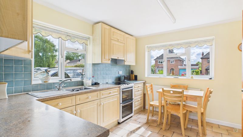 5 bed house for sale in Hayes End, South Petherton 11