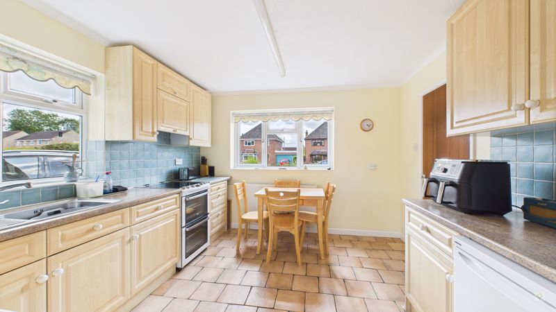 5 bed house for sale in Hayes End, South Petherton 41