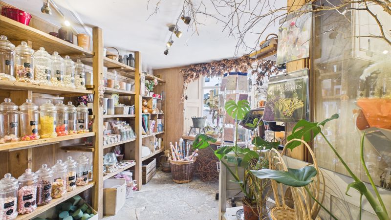 2 bed for sale in and  St. James Street, South Petherton 24