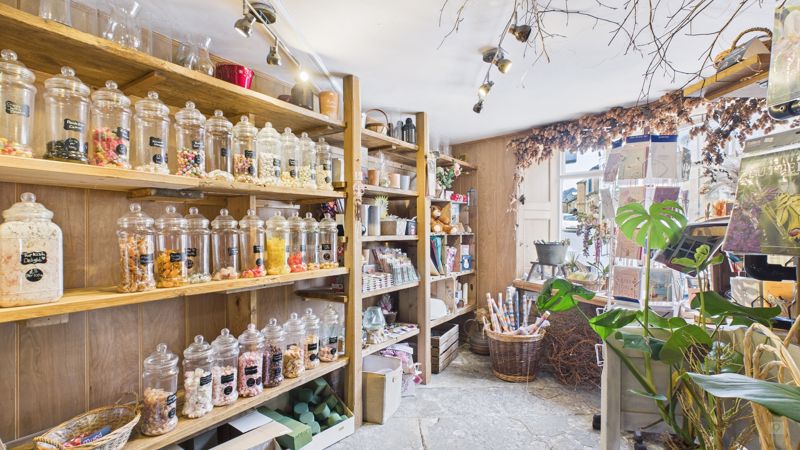 2 bed for sale in and  St. James Street, South Petherton 25