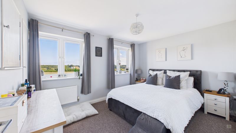 2 bed house for sale in Monarch Road, Crewkerne 5