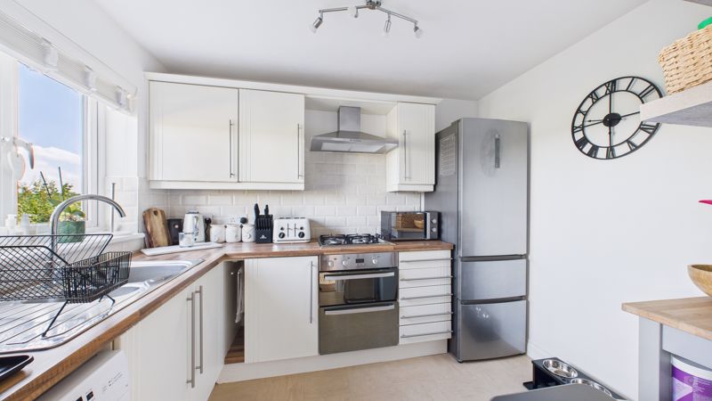 2 bed house for sale in Monarch Road, Crewkerne  - Property Image 4