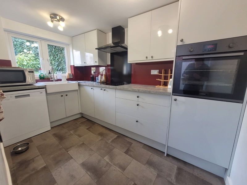 2 bed house for sale in Middle Street, Shepton Beauchamp  - Property Image 5