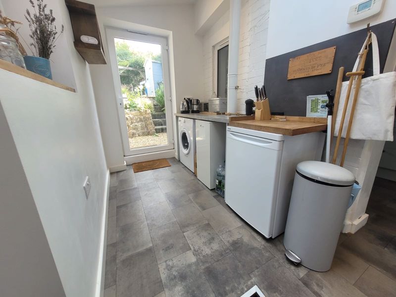 2 bed house for sale in Middle Street, Shepton Beauchamp 11